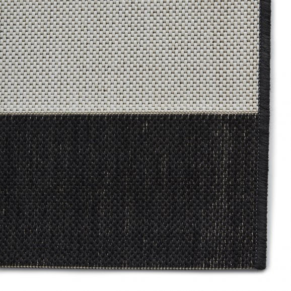 Santa Monica 48644 Black/White - Healy Furniture & Carpets