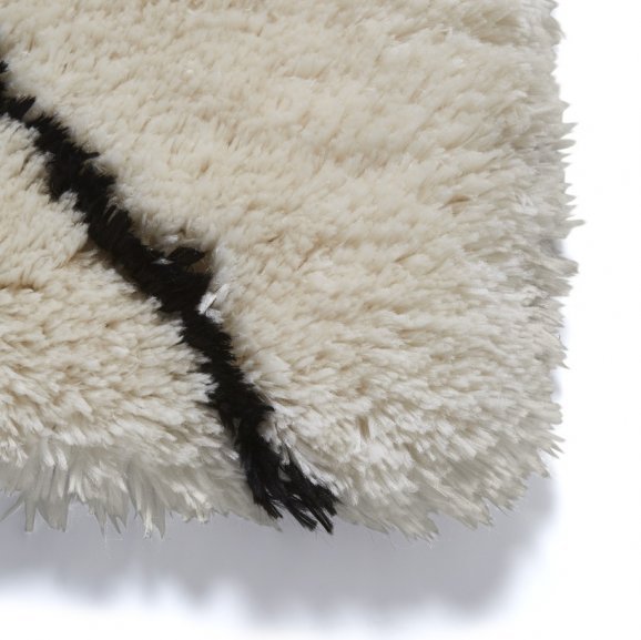 Morocco 3742 Ivory/Black - Healy Furniture & Carpets